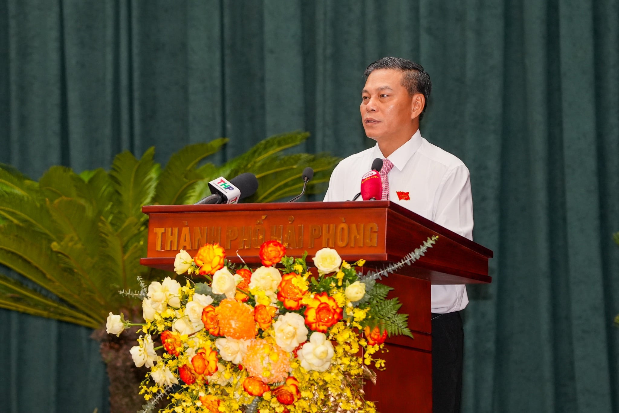 Chủ tịch UBND Thành phố Hải Phòng Nguyễn Văn Tùng nghỉ hưu từ 1/7