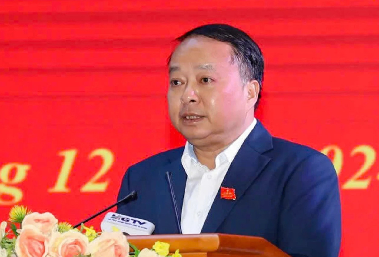 Ông Phan Huy Ngọc làm Chủ tịch UBND tỉnh Tuyên Quang mới 