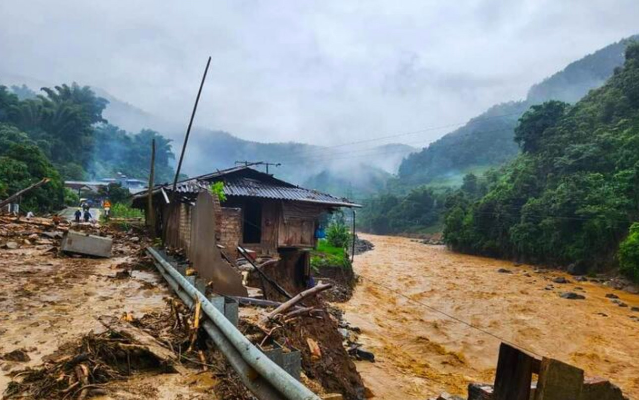 Tin cảnh báo lũ quét, sạt lở ở 6 tỉnh thành và dự báo thời tiết cả nước ngày 2/7