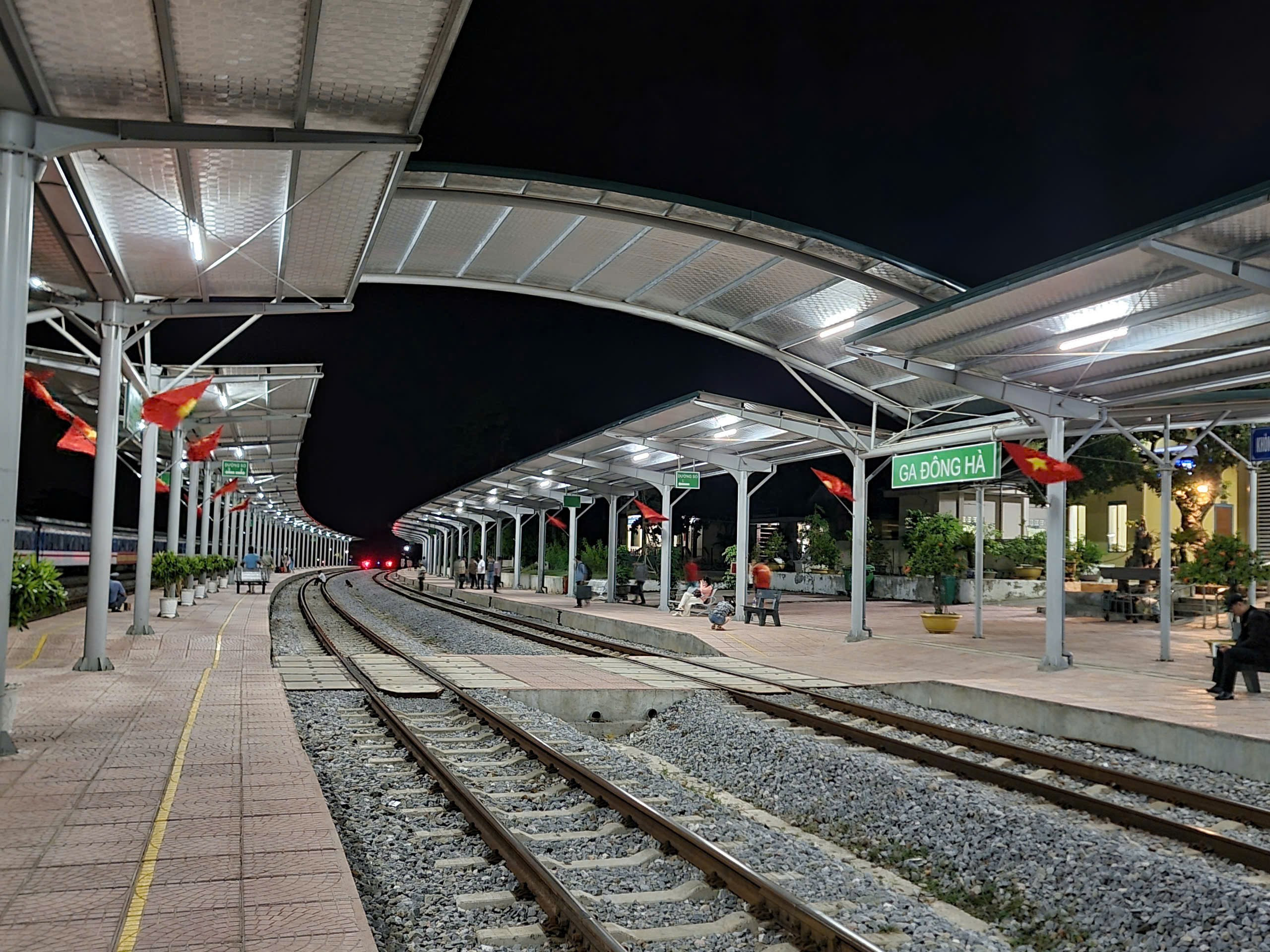 Vì sao tạm hoãn chuyến tàu từ Đông Hà ra Đồng Hới vào 'phút chót'? 