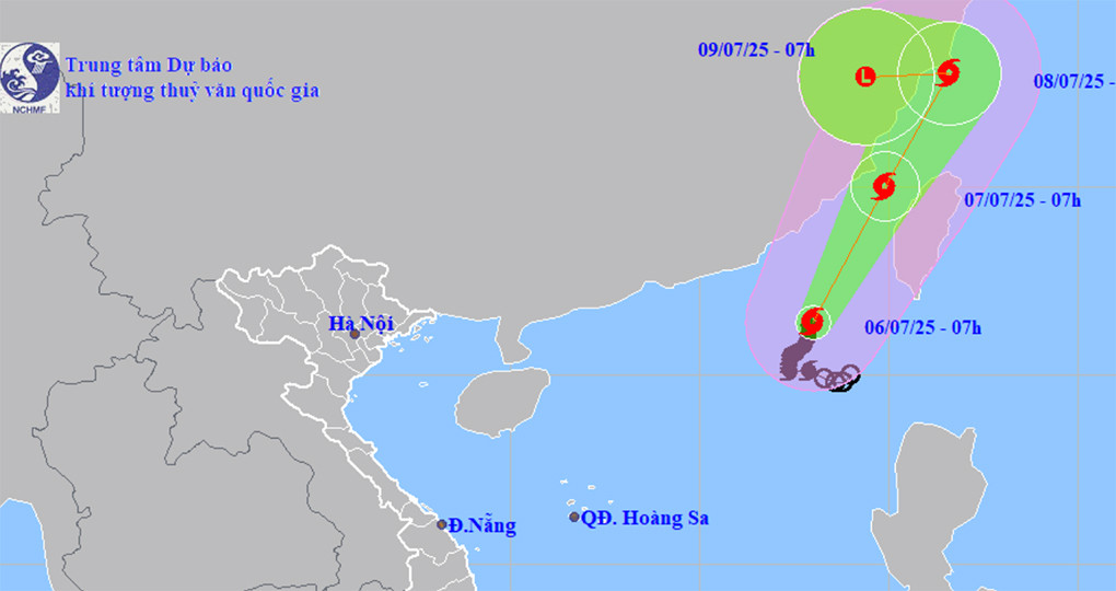 Bão số 2 Danas đạt cấp cực đại, biển động dữ dội