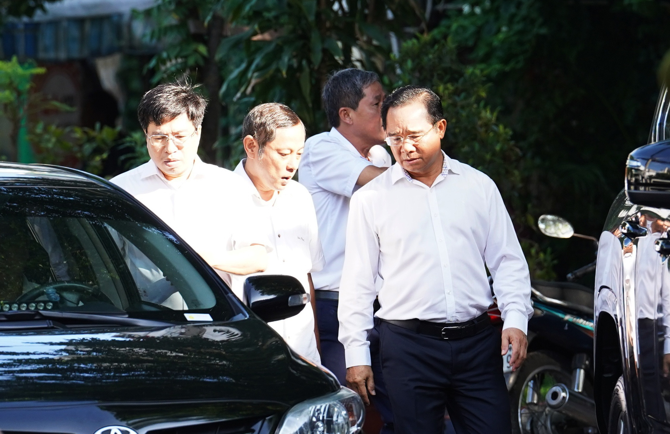 Chủ tịch TP.HCM đến hiện trường, chỉ đạo khắc phục vụ cháy khiến 8 người tử vong