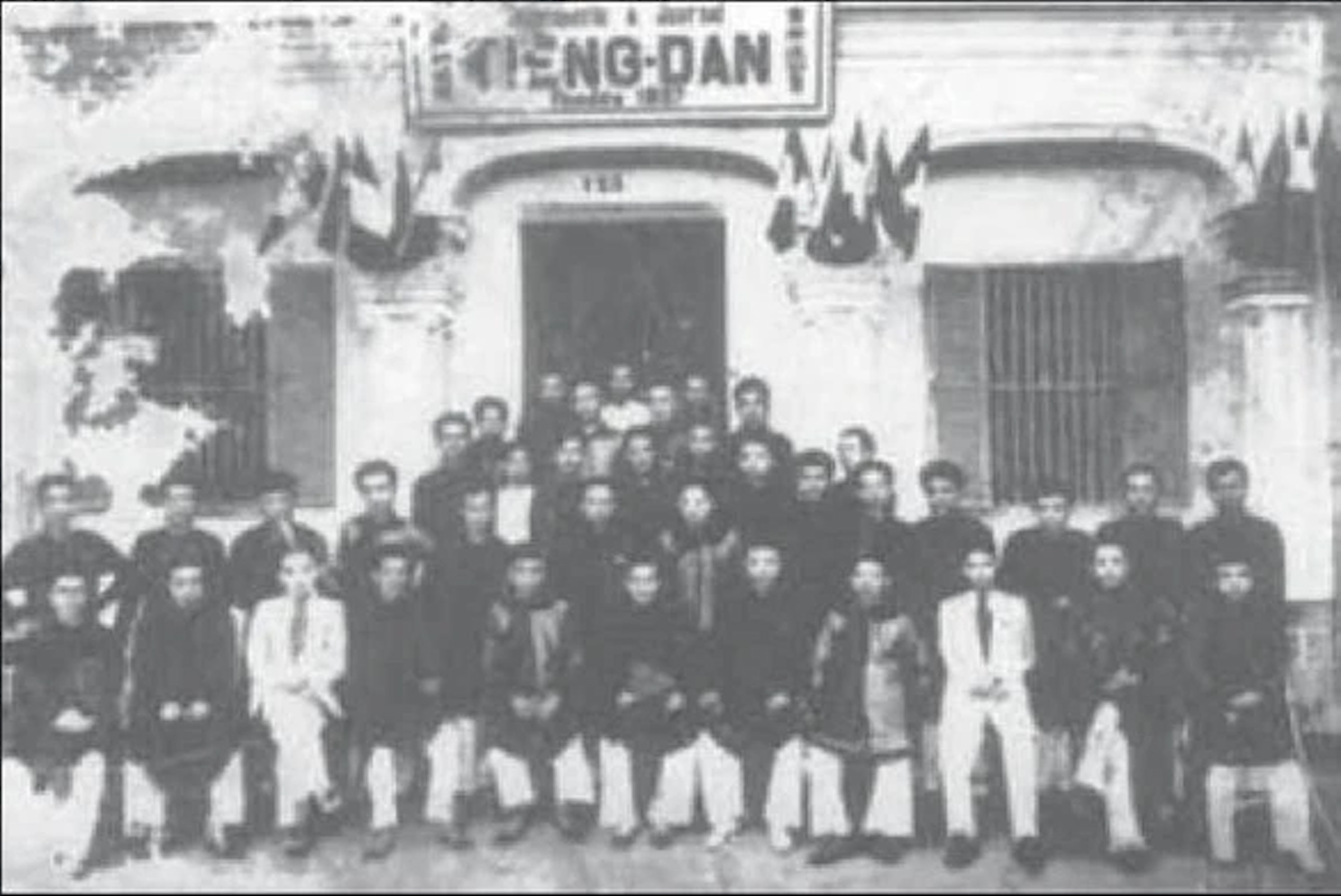 Tờ báo chữ quốc ngữ đầu tiên ở miền Trung