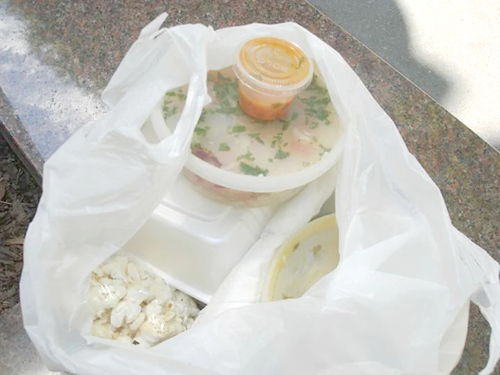 Hà Nội cần thí điểm không dùng đồ nhựa trong nhà hàng, khách sạn nằm ở Vành đai 1 từ quý IV/2025