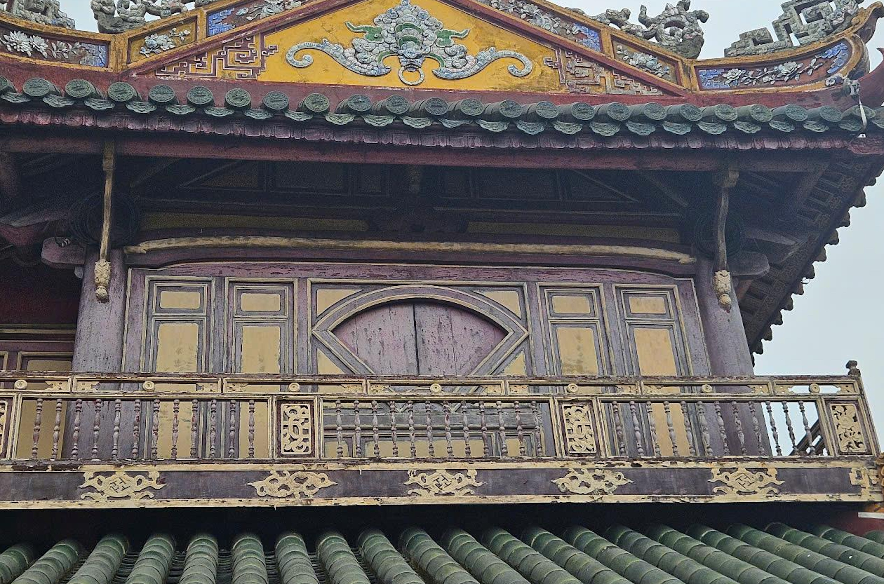 Di tích Lầu Ngũ Phụng xuống cấp sau trùng tu: Duyệt chi hơn 400 triệu khắc phục