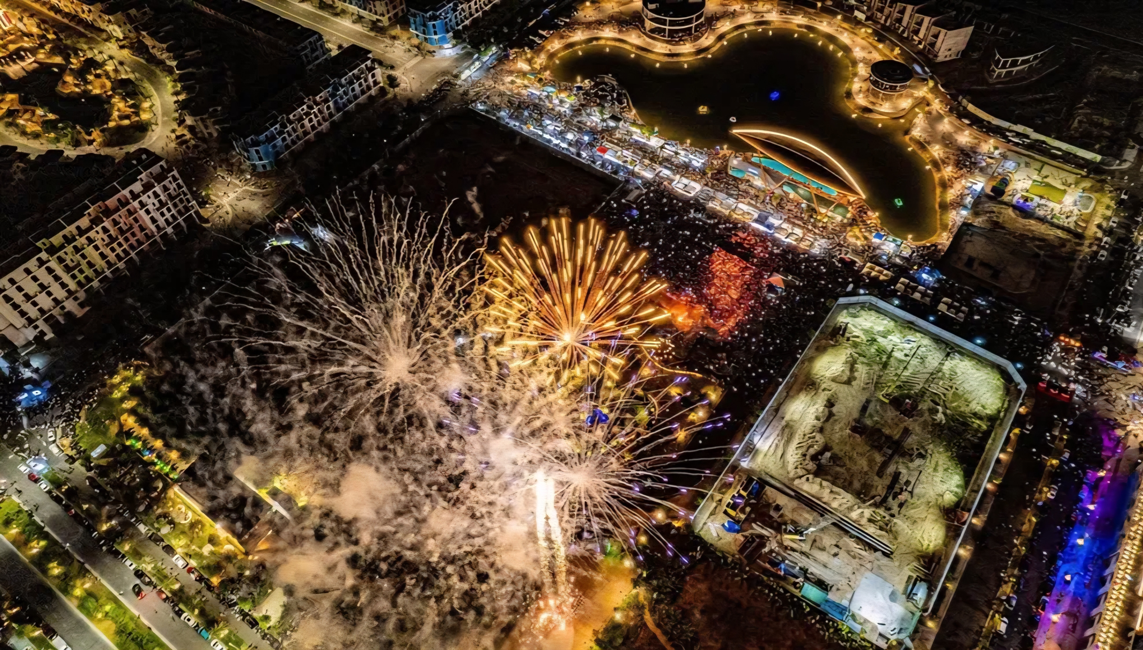 Quảng Trị sẽ bắn pháo hoa hằng tuần để thu hút khách du lịch