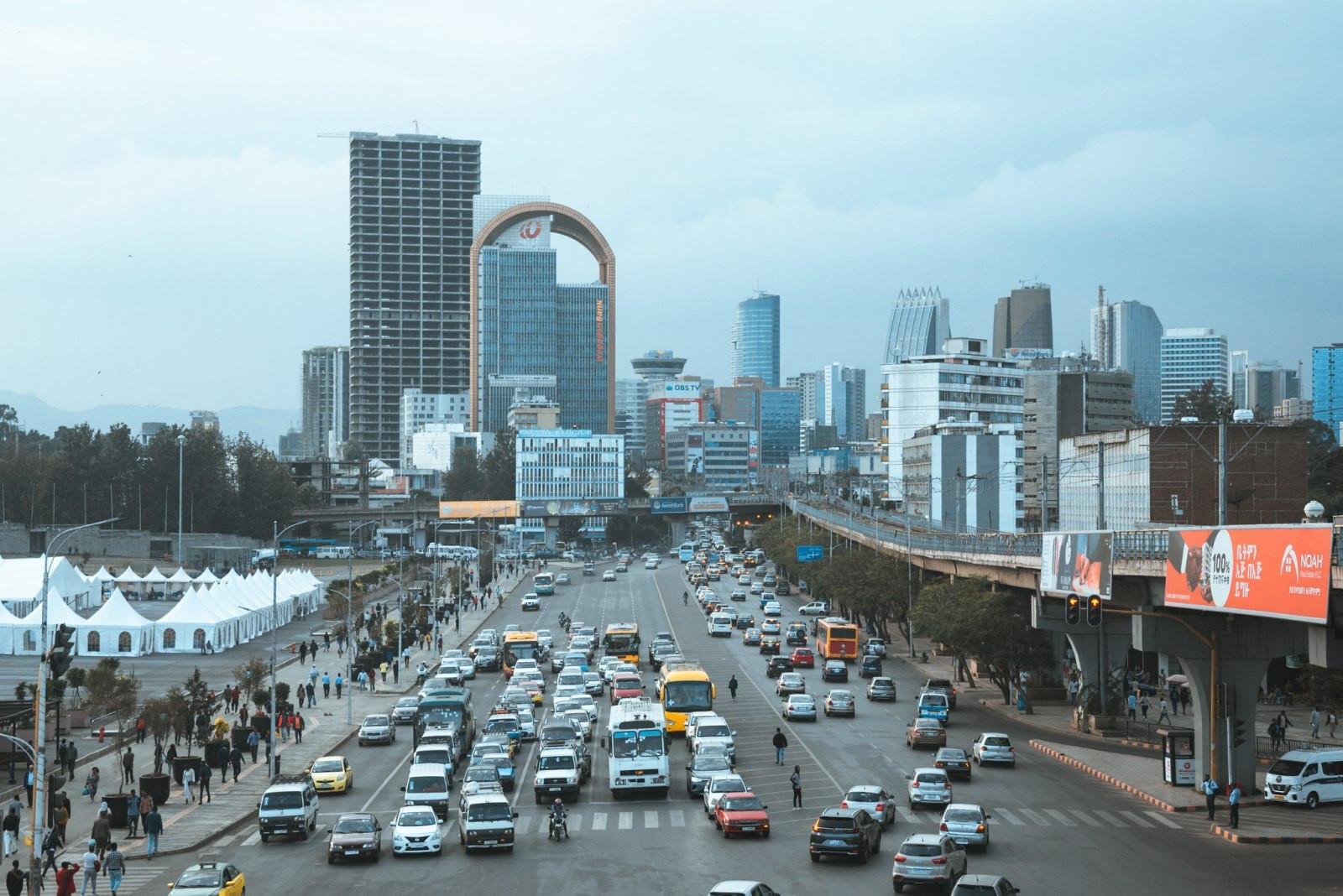 Bạn có biết: Quốc gia đầu tiên trên thế giới cấm xe xăng?