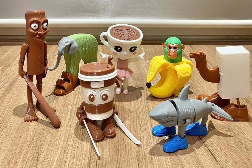 Chuyên gia: Coi chừng trẻ hít chất gây ung thư từ đồ chơi Brainrot nhái