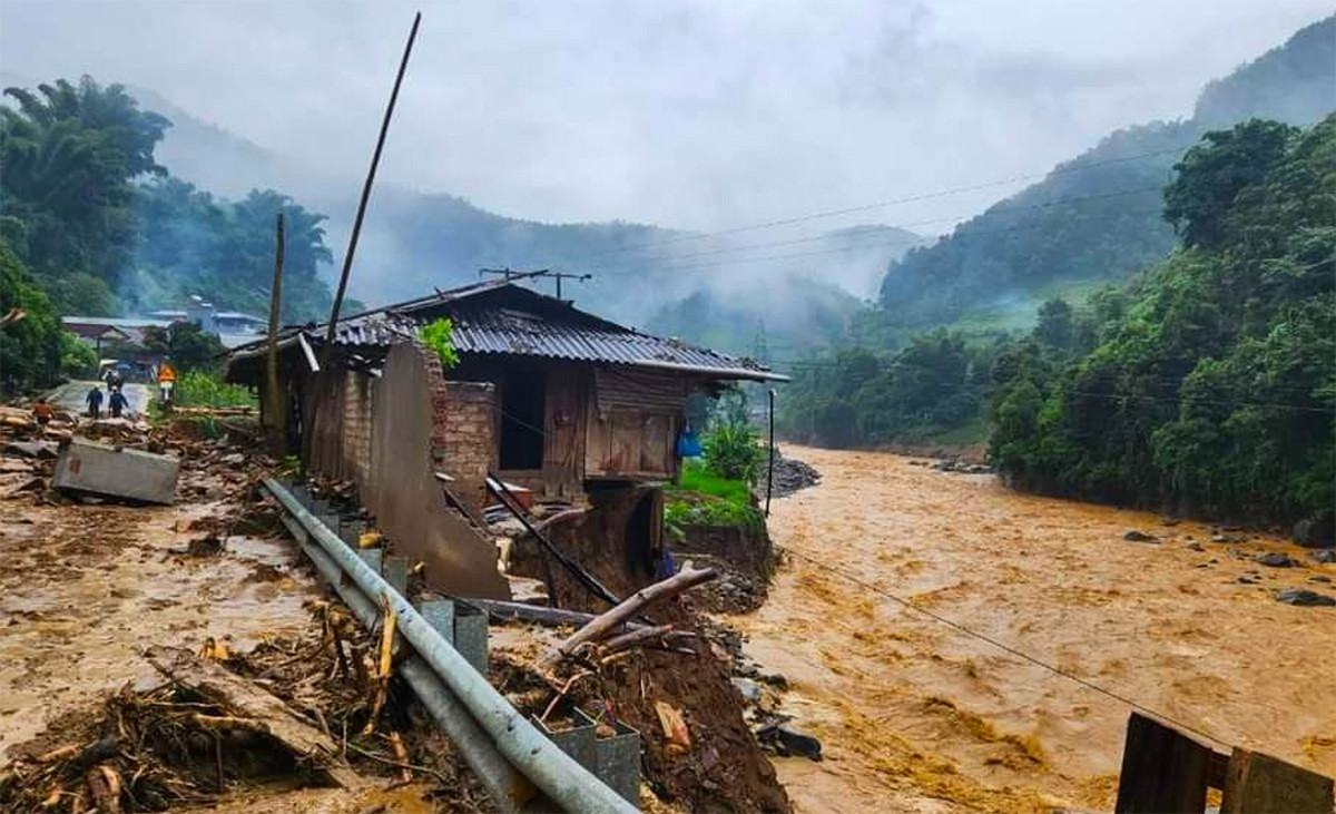 Cảnh báo lũ quét, sạt lở đất tại loạt tỉnh thành và dự báo thời tiết ngày 16/7