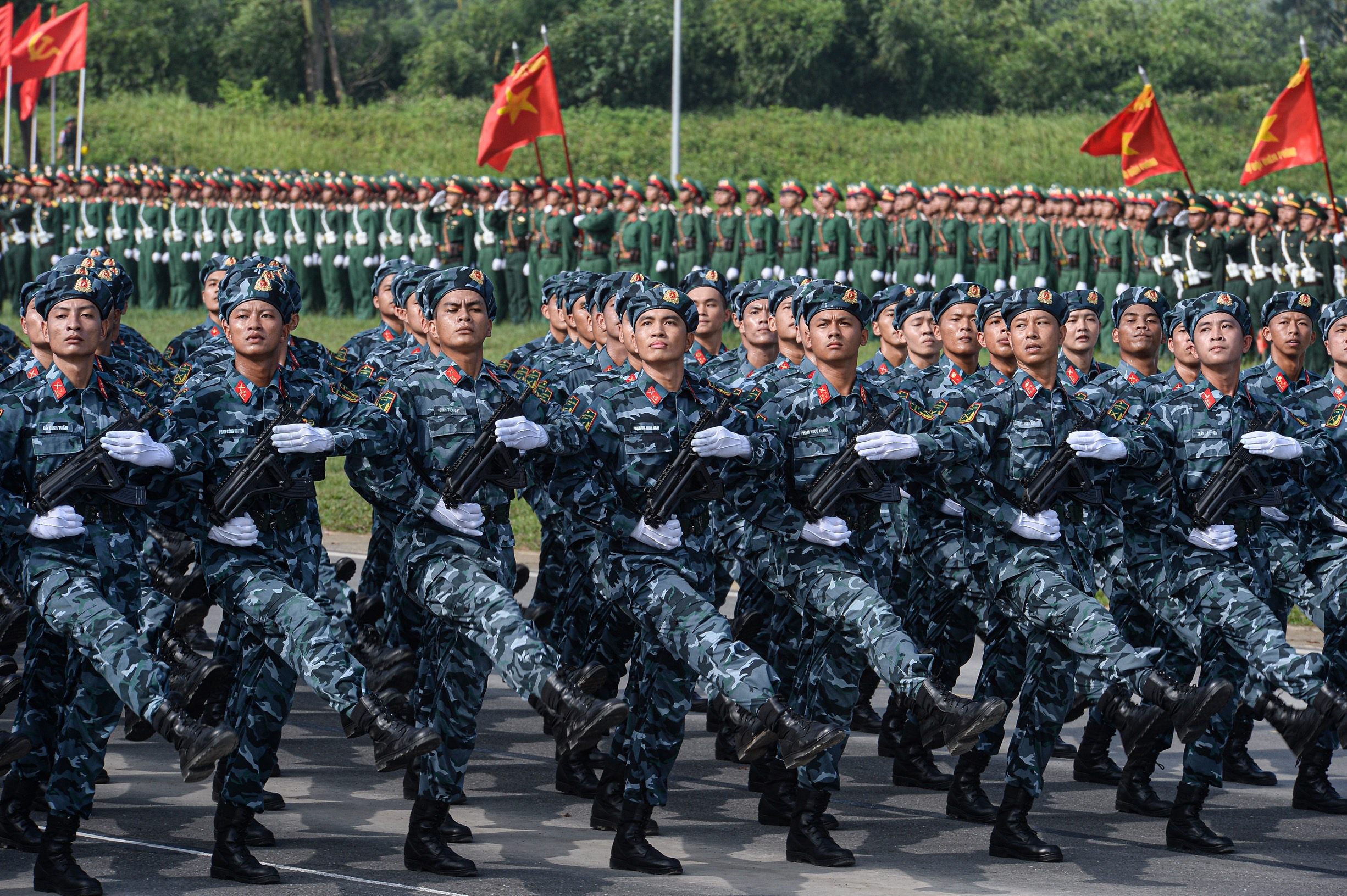 Ấn tượng màn tổng hợp luyện của hơn 15.600 chiến sĩ quân đội, công an 