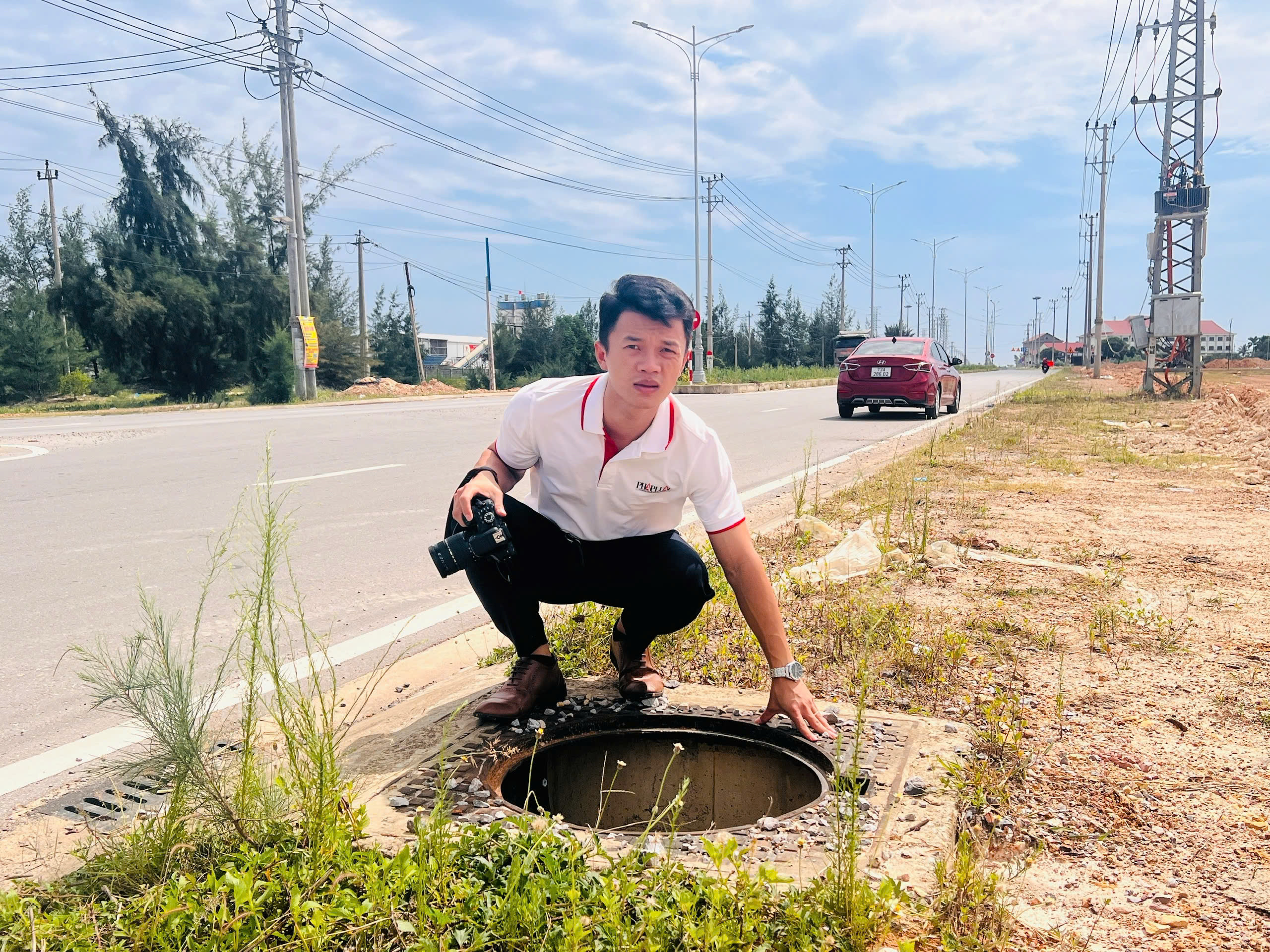 Điều tra việc gần 200 nắp hố ga 'bốc hơi' khỏi đường 210 tỷ ở Quảng Trị 