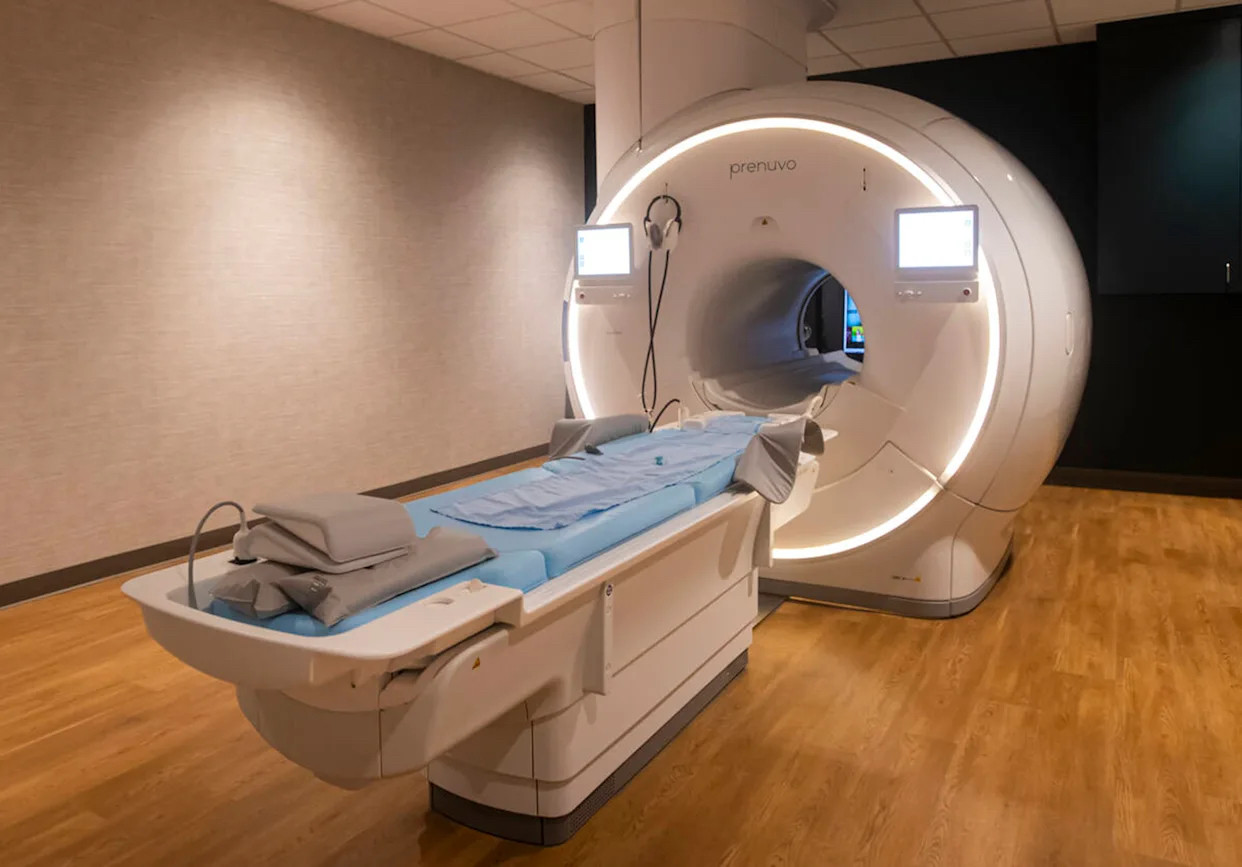 Người đàn ông thiệt mạng sau khi bị máy chụp cộng hưởng từ cuốn vì lý do bất ngờ