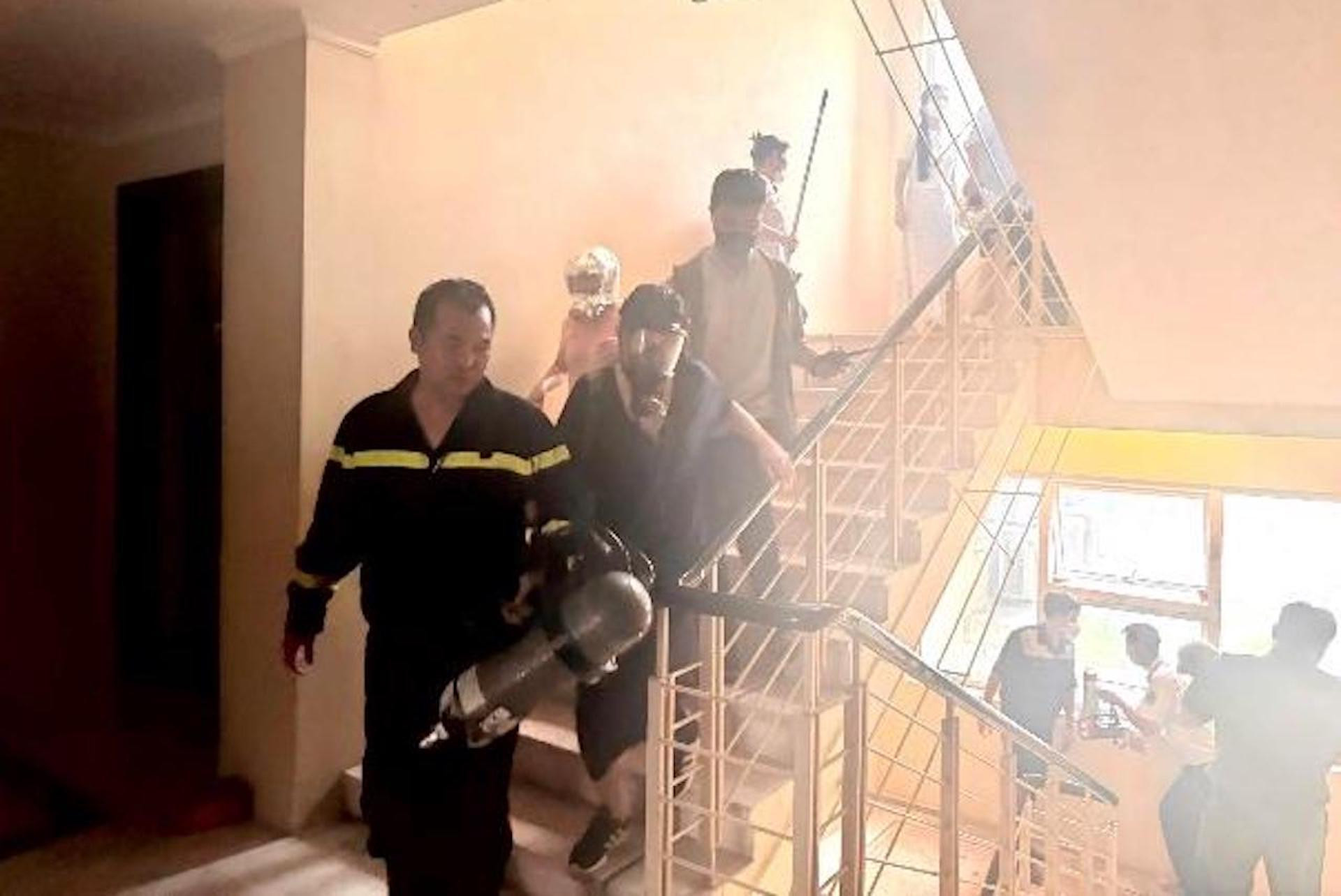 Hà Nội: Cháy ở chung cư khu đô thị Ciputra, 45 người thoát nạn