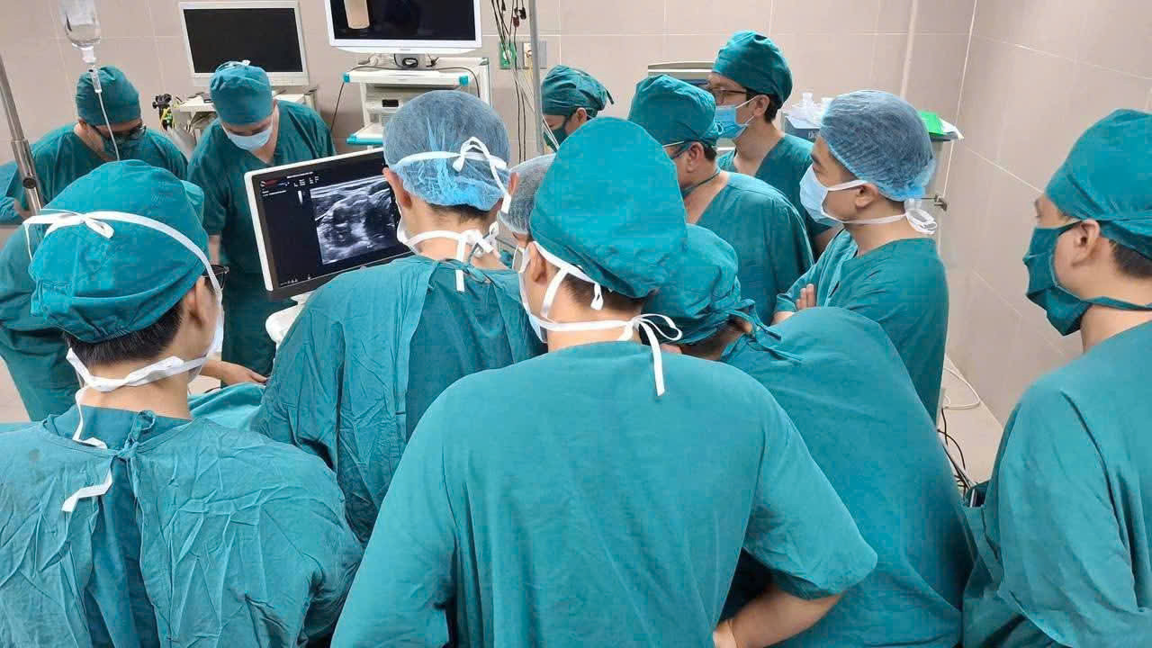 Cứu sống bệnh nhân bị đâm 19 nhát dao tại Đắk Lắk