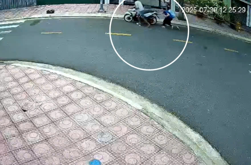 Clip nam thanh niên đột nhập trộm xe, giằng co với chủ nhà ở Khánh Hoà