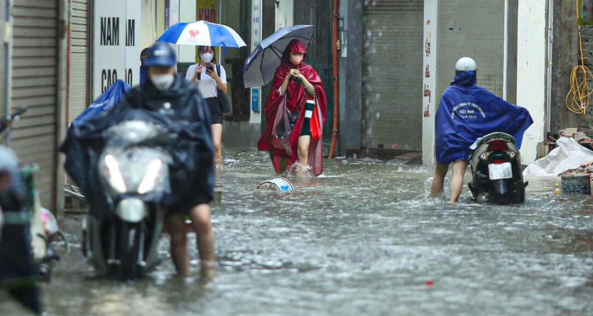 Miền Bắc kết thúc đợt nắng nóng, chuyển mưa dông và dự báo thời tiết 10 ngày