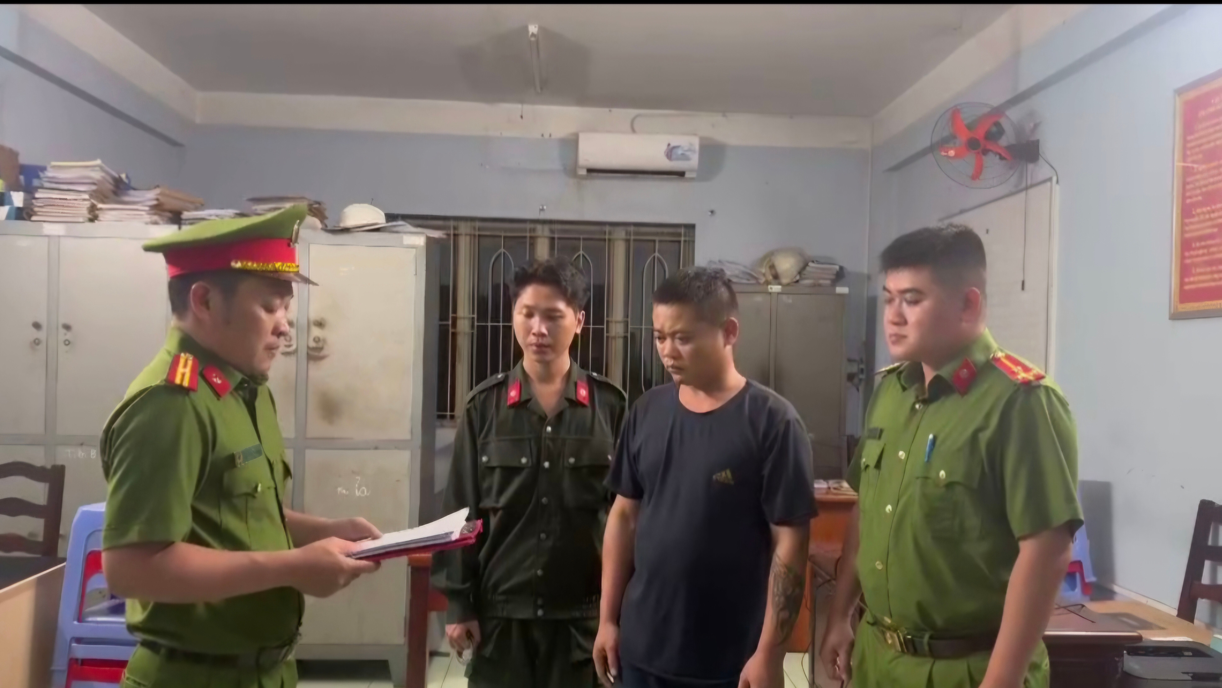 Bắt tài xế xe đầu kéo đánh võng trên cao tốc TP.HCM - Long Thành - Dầu Giây