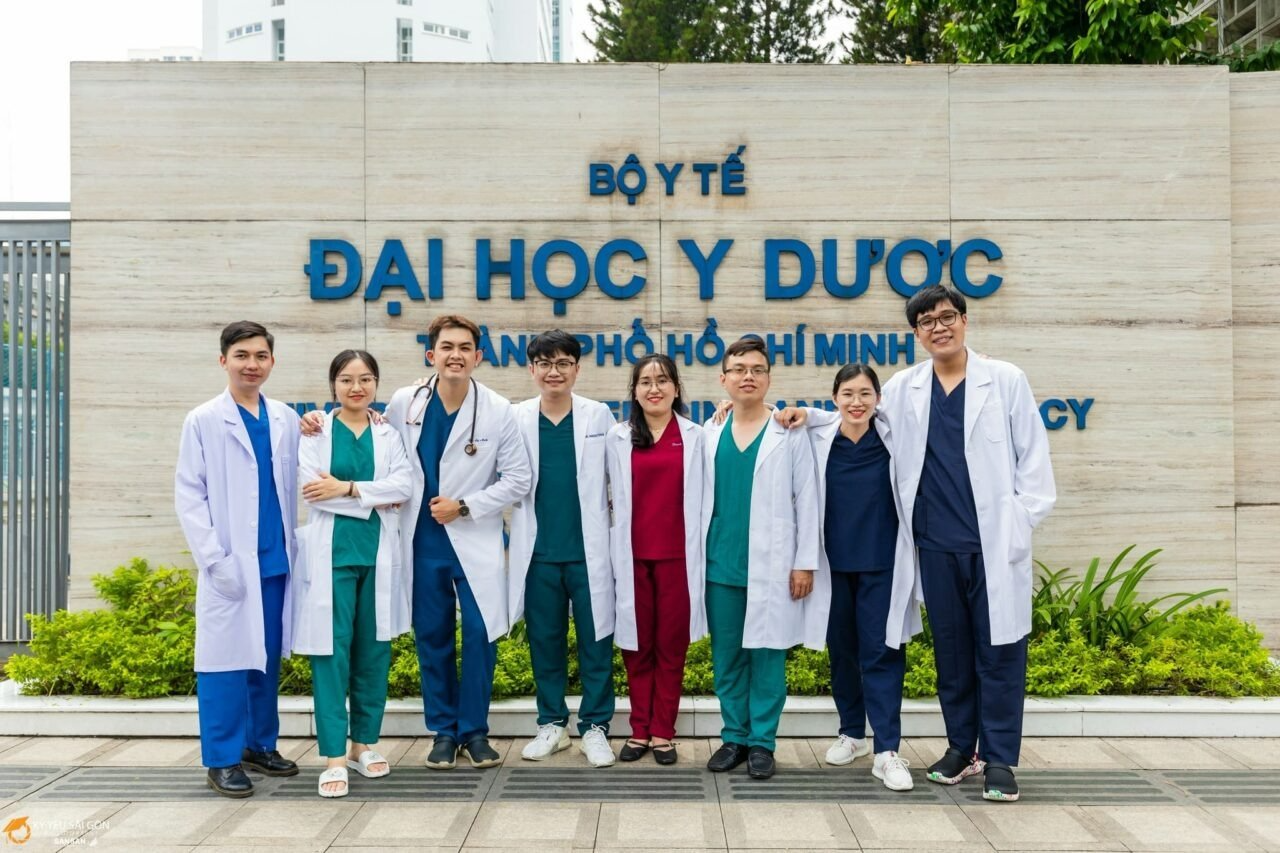 Điểm chuẩn Đại học Y Dược TP.HCM 2025 từ 17 đến 27,34