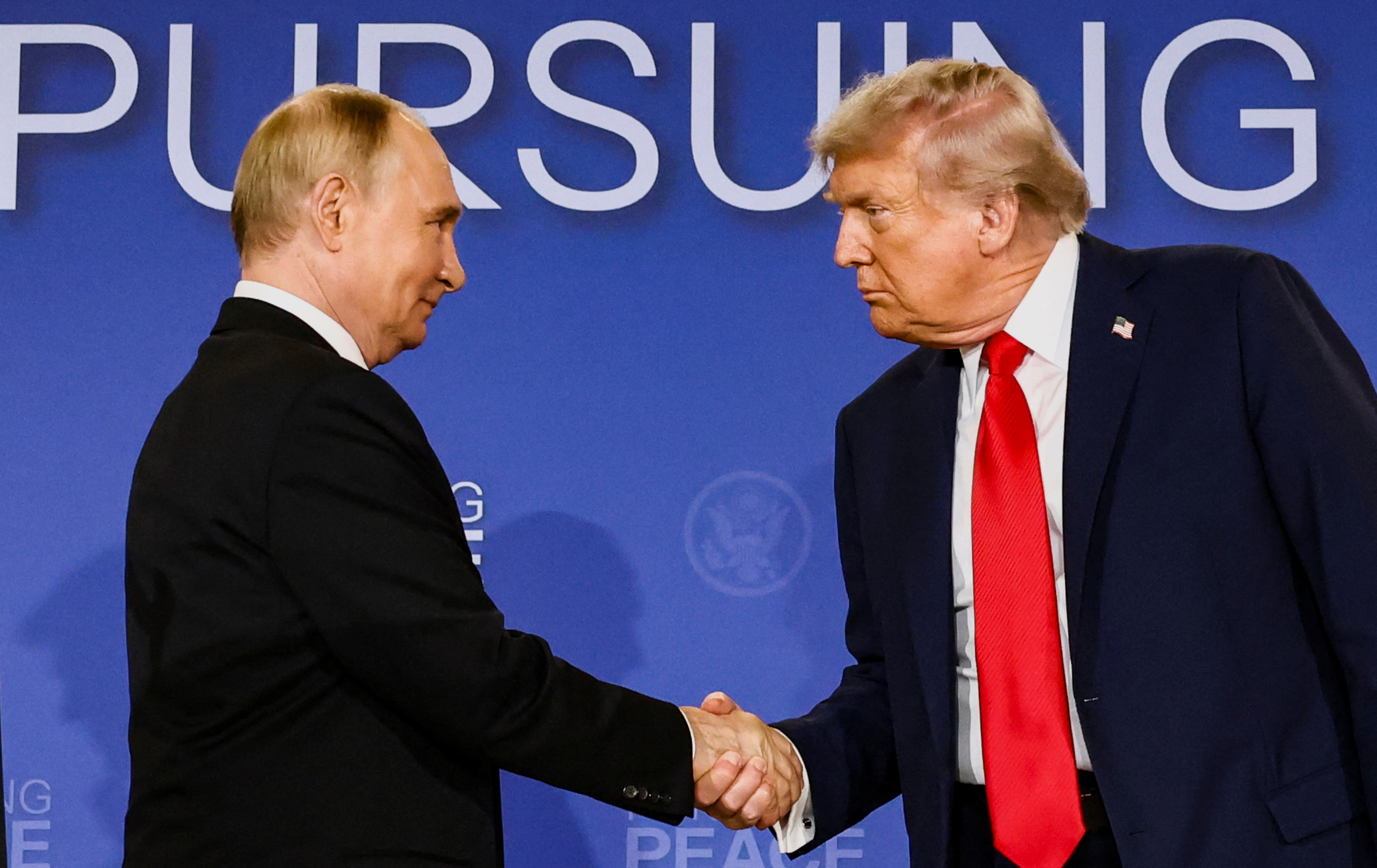 Cuộc gặp thượng đỉnh Trump - Putin kết thúc, hứa hẹn mở đường cho hoà bình ở Ukraine
