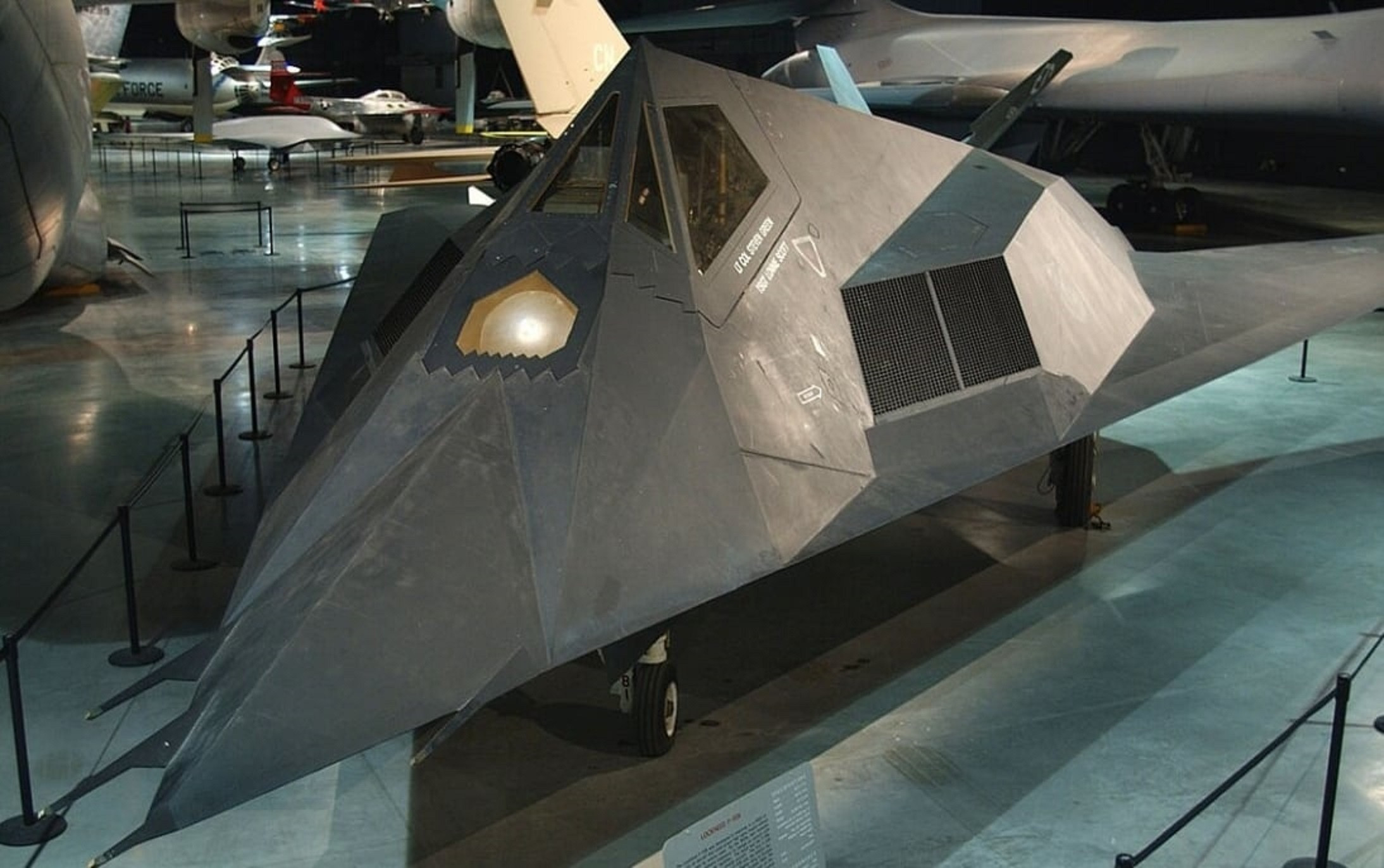 Cận cảnh máy bay ném bom Mỹ vừa được 'hồi sinh'