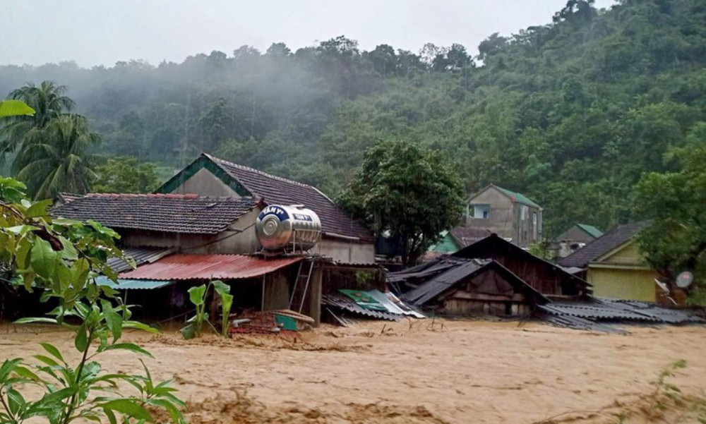 Cảnh báo lũ quét, sạt lở ở 4 tỉnh miền Trung và dự báo thời tiết cả nước 10 ngày