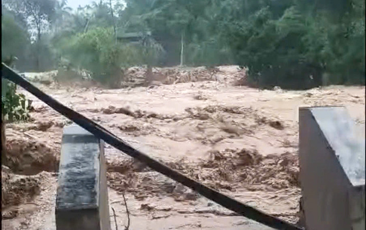 Bão số 5 sắp đổ bộ, chuyên gia cảnh báo trọng tâm mưa lớn ở 3 tỉnh miền Trung