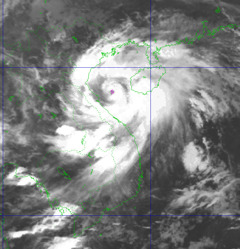 Bão số 5 Kajiki giật cấp 17, cách Nghệ An 185km
