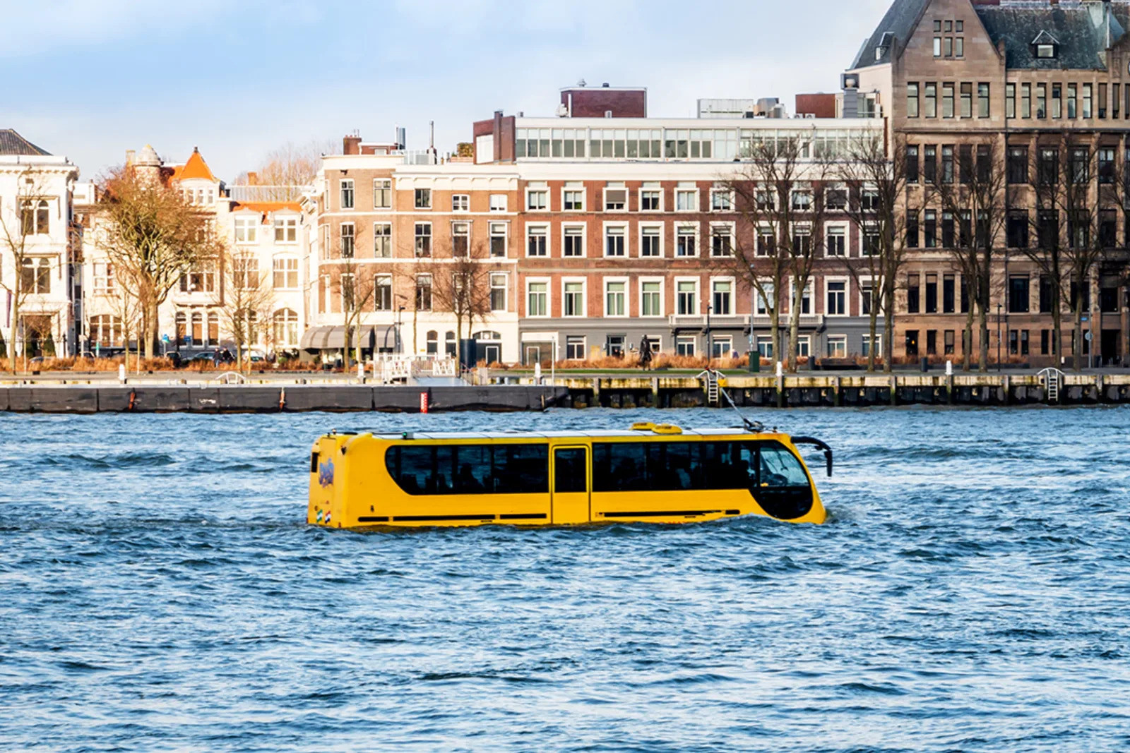 10 phương tiện giao thông kỳ lạ nhất hành tinh