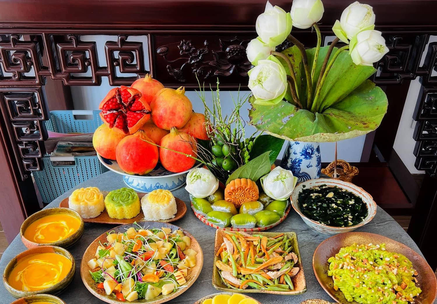 Cúng rằm tháng 7 và cúng cô hồn có phải là một?