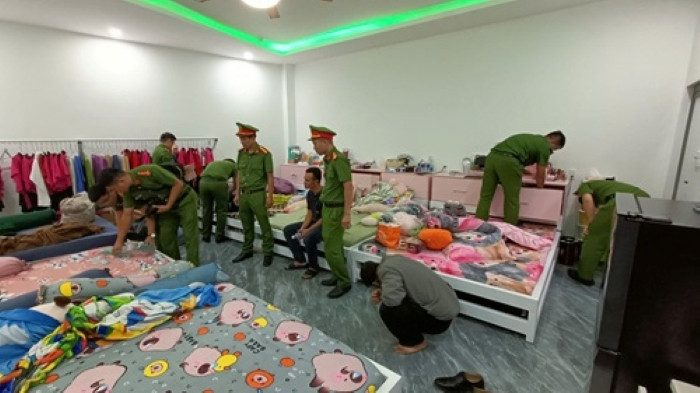 Nhân viên tiệm massage ở Đắk Lắk chiều khách 'tới Z' với giá từ 1 triệu