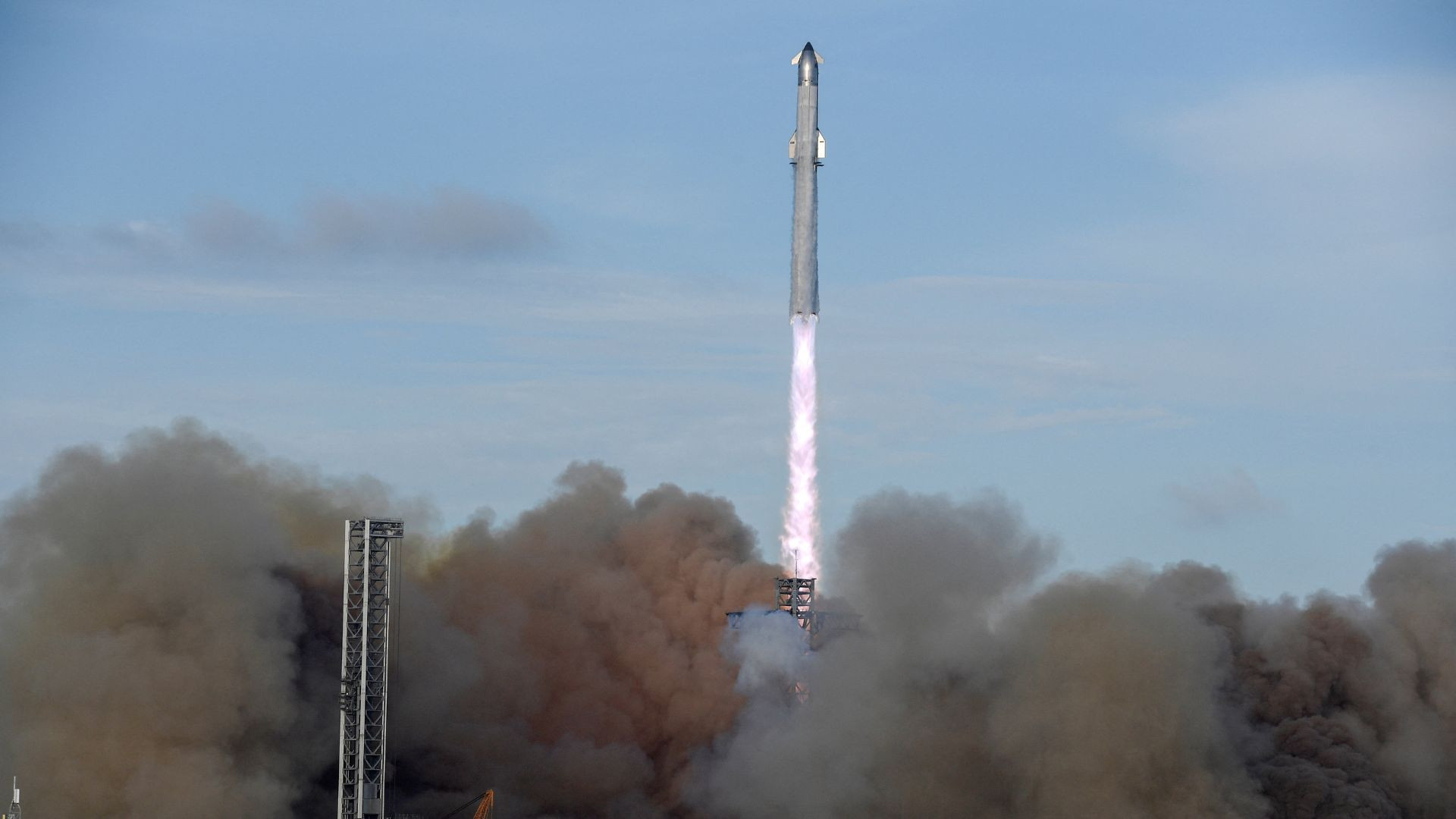 SpaceX phóng thử Starship lần 10, lần đầu triển khai 8 vệ tinh Starlink giả