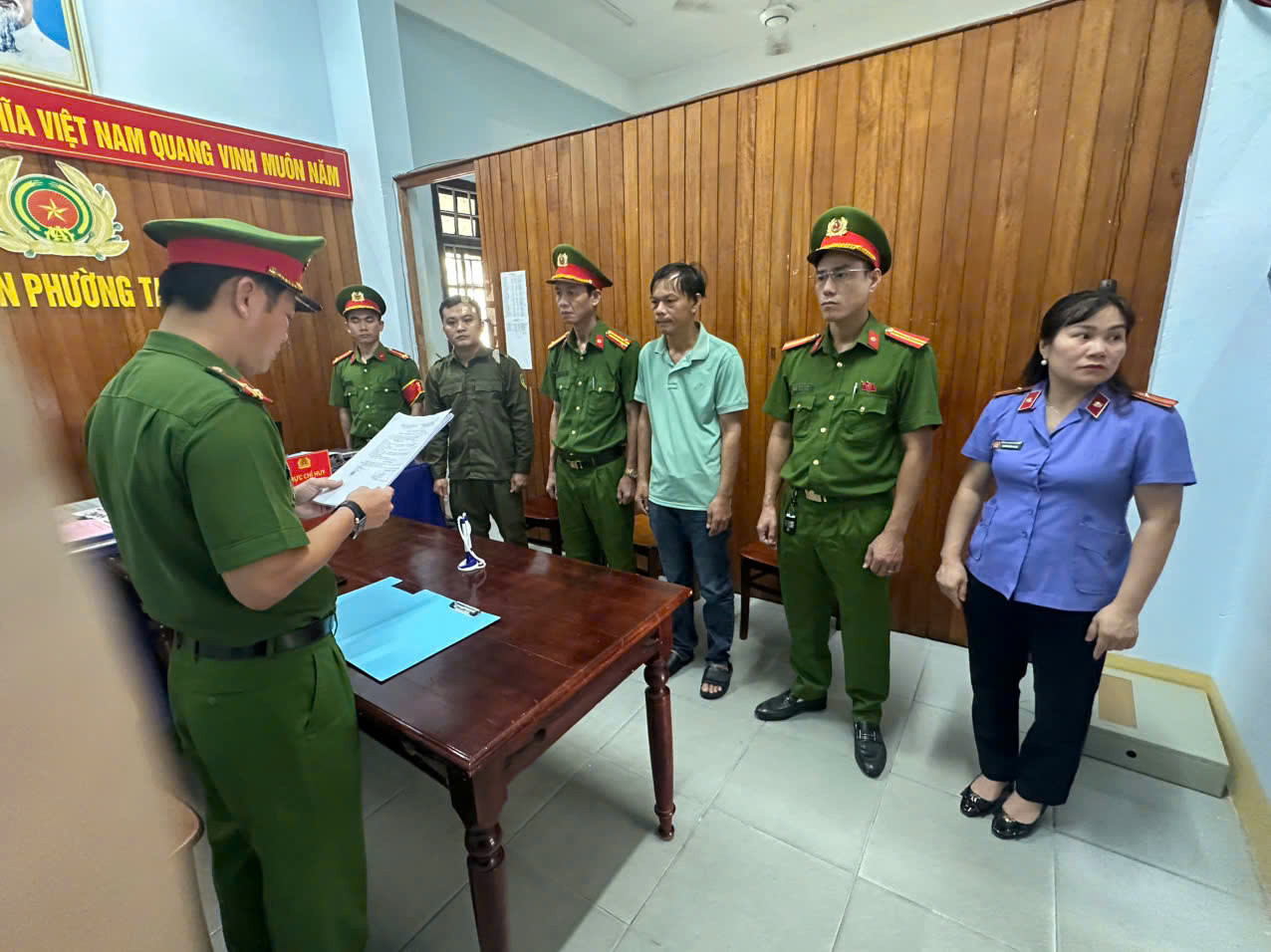 Khởi tố giám đốc mua hóa đơn khống với tổng giá trị gần 14 tỷ đồng 