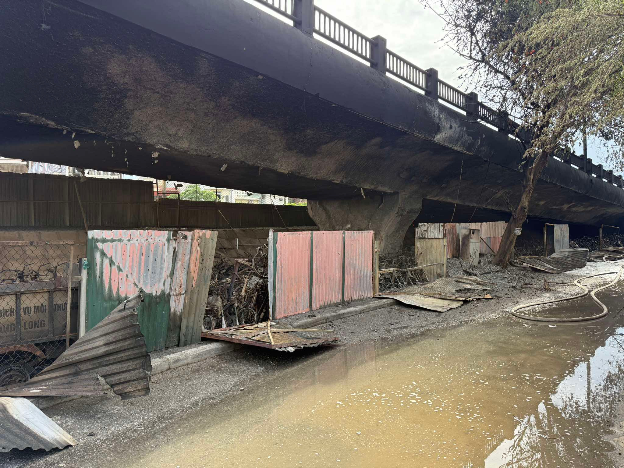 Sở Xây dựng Hà Nội công bố kết quả đánh giá kết cấu cầu Vĩnh Tuy sau vụ cháy