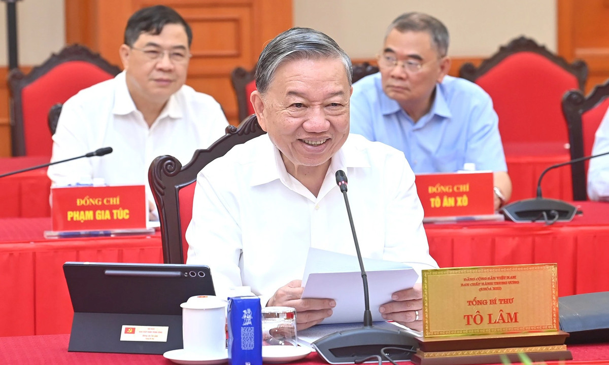 Bộ Chính trị cho ý kiến nhân sự Đại hội Đảng bộ MTTQ, các đoàn thể Trung ương