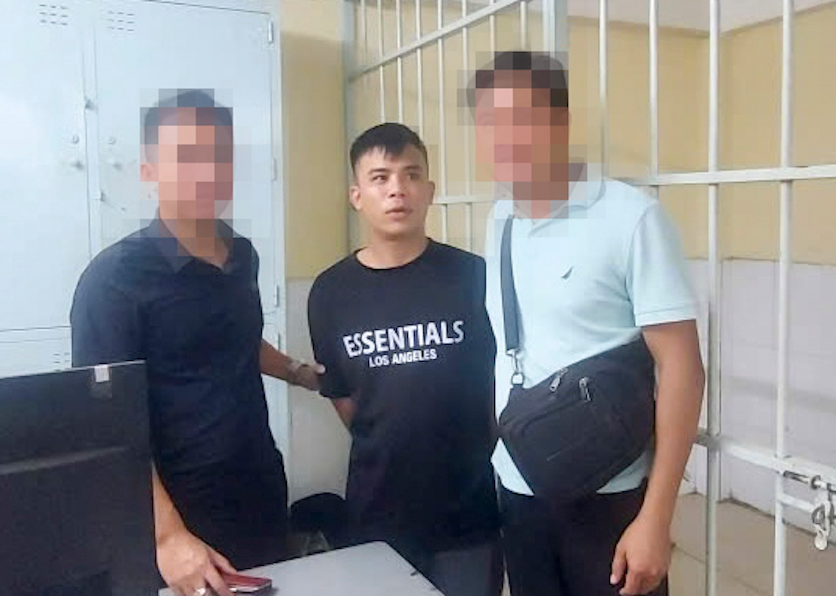 Bắt kẻ trốn nã đặc biệt nguy hiểm trong băng cưỡng đoạt tài sản của Dũng 'chó'