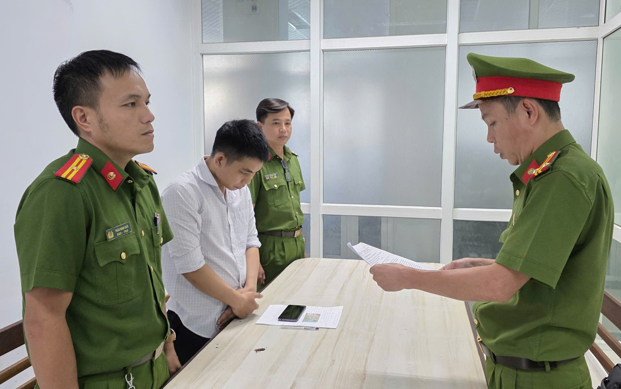 Nhân viên bảo hiểm ở Đà Nẵng 'thụt két' của công ty hơn 1,7 tỷ đồng