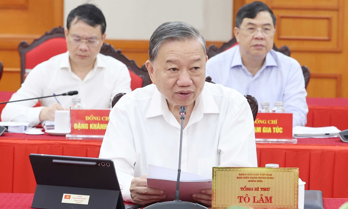 Tổng Bí thư: Bầu cử ĐBQH, HĐND bảo đảm dân chủ, tiết kiệm, không phô trương