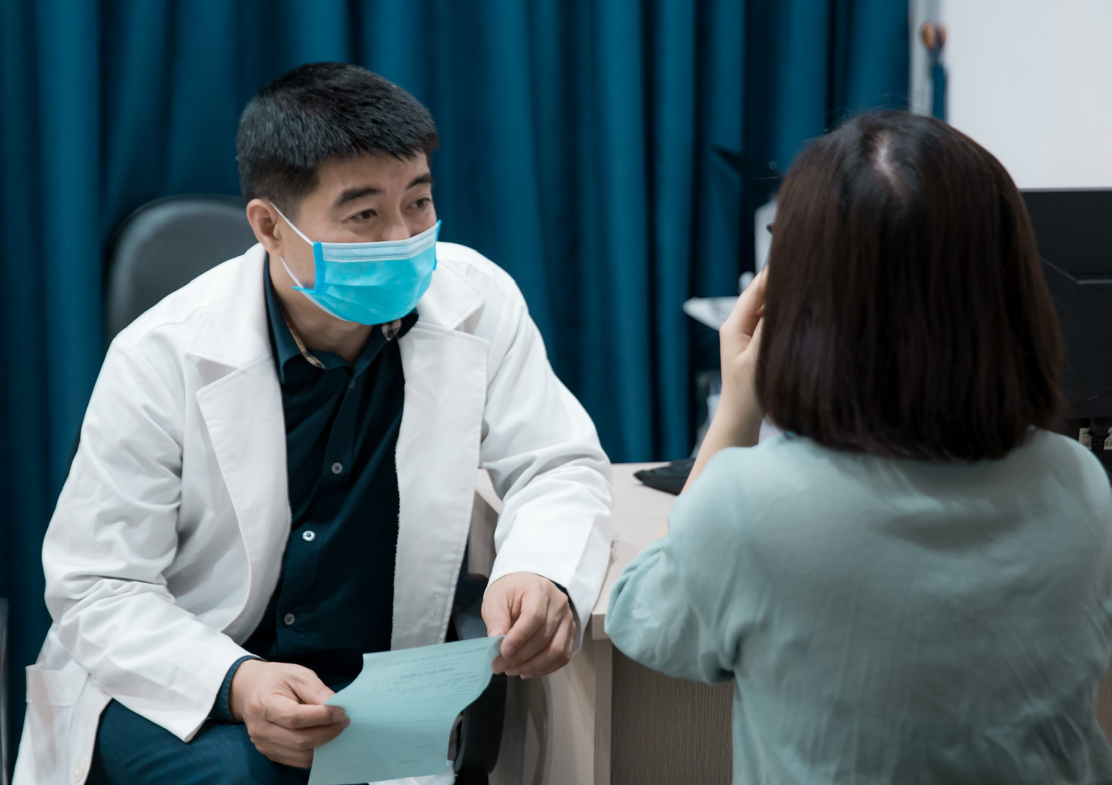 Chuyên gia da liễu kể chuyện thi và học bác sĩ nội trú cách đây hơn 25 năm