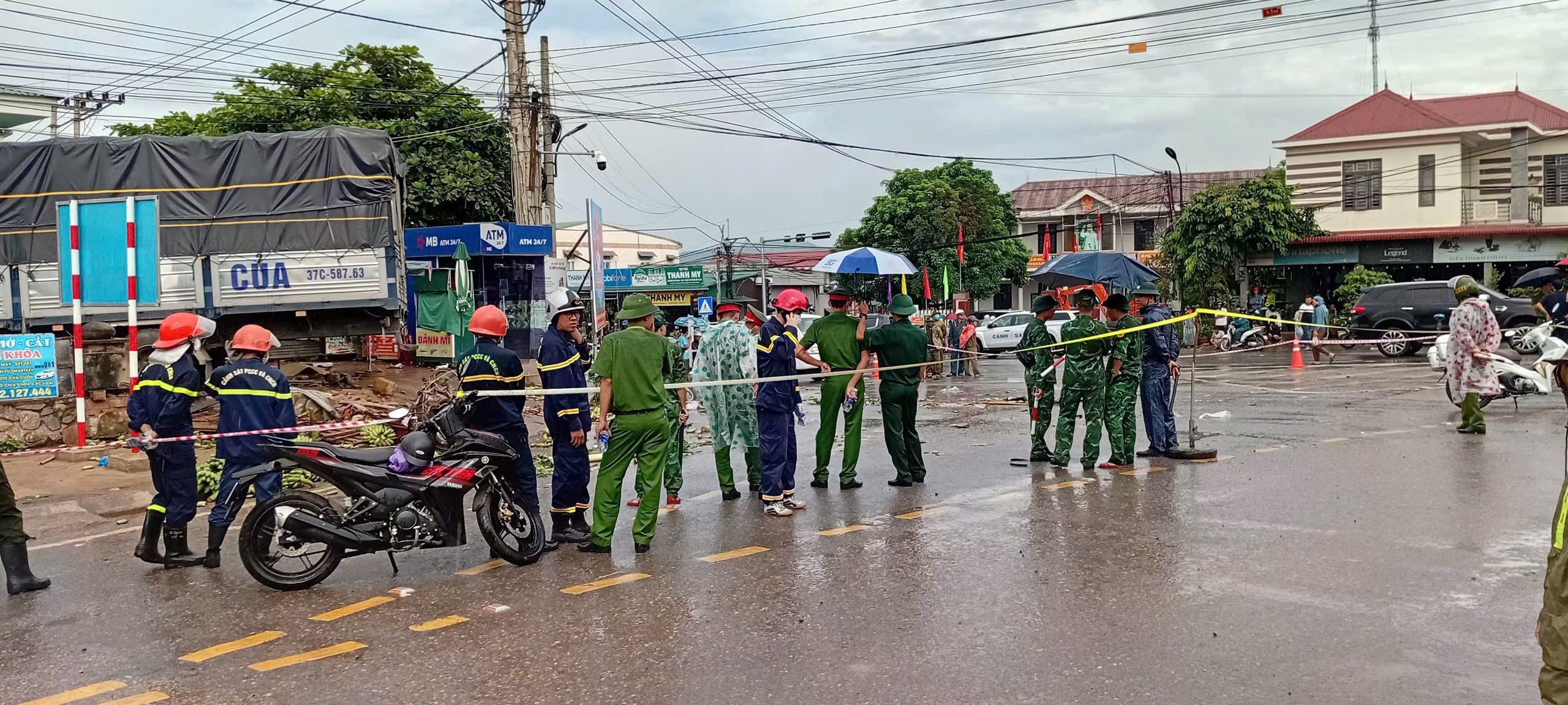 Lời khai của tài xế xe tải lao vào chợ làm 12 người thương vong ở Quảng Trị