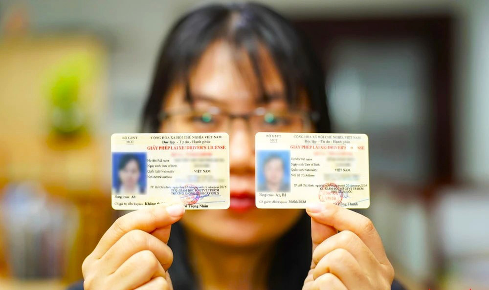 Chờ cấp lại giấy phép lái xe có được đi lại trên đường không?