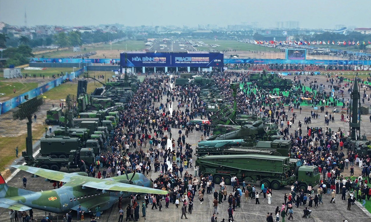 Đại tướng Phan Văn Giang: Dự kiến tổ chức triển lãm quốc phòng quốc tế năm 2026