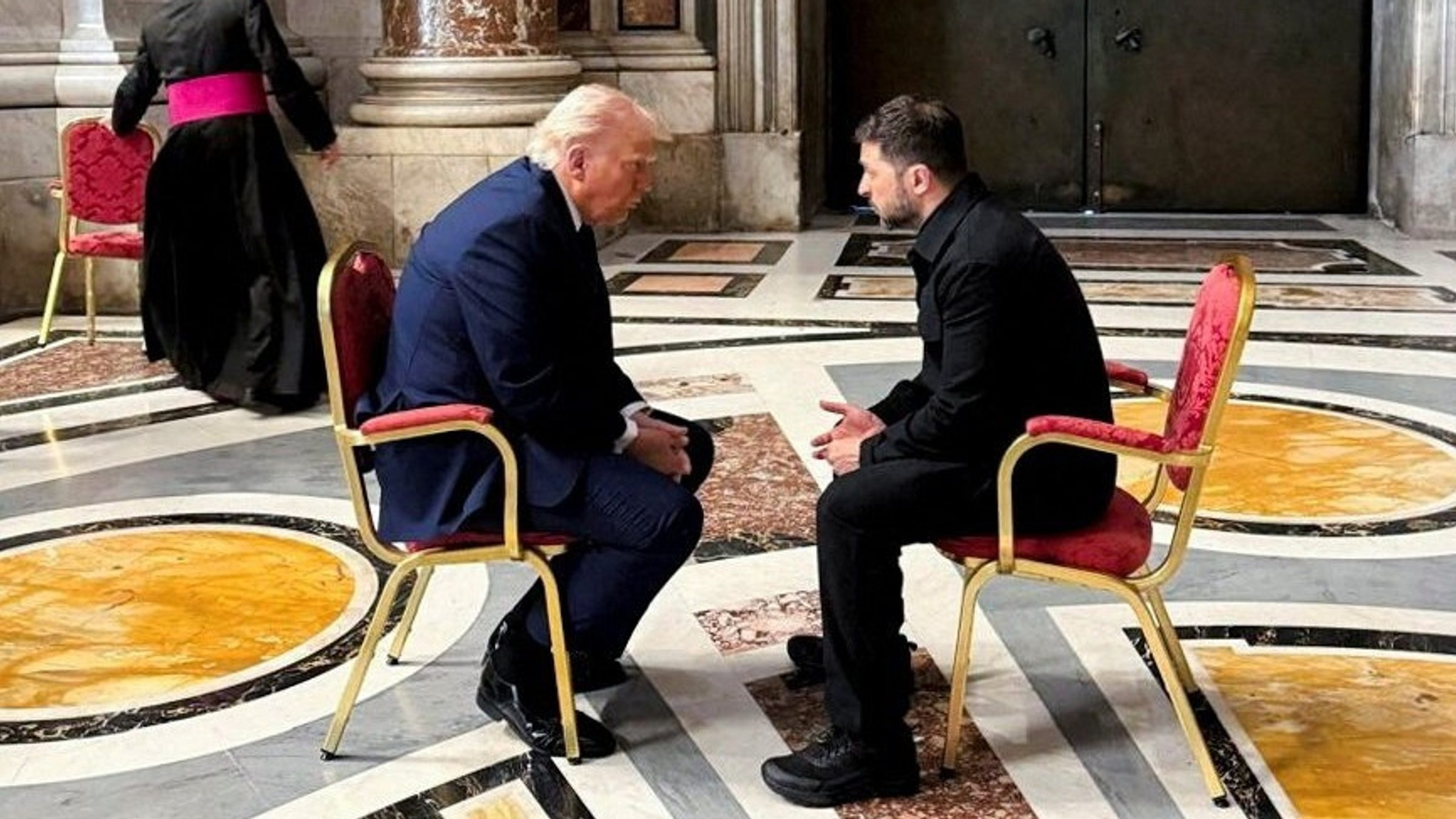 Ông Zelensky sẽ gặp ông Trump để bàn về đảm bảo an ninh cho Ukraine