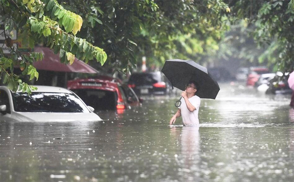 Tin mới nhất về bão Ragasa và dự báo thời điểm miền Bắc hứng mưa lớn diện rộng