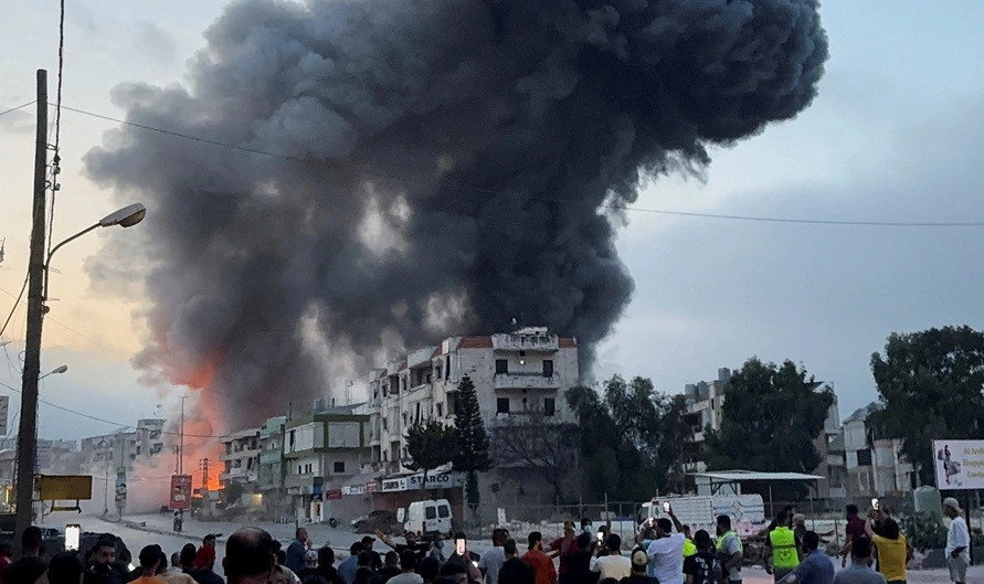 Israel tập kích tên lửa vào Lebanon