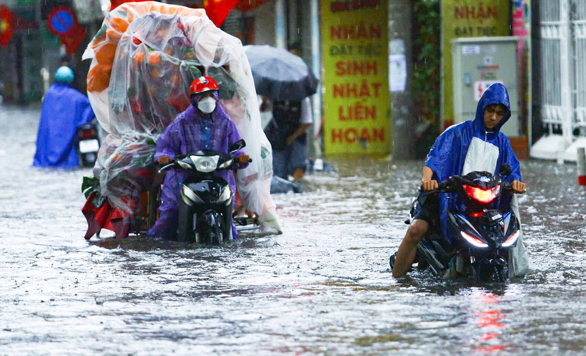Dự báo thời tiết 25/9: Miền Bắc mưa lớn đỉnh điểm, bão Ragasa đổ bộ đất liền