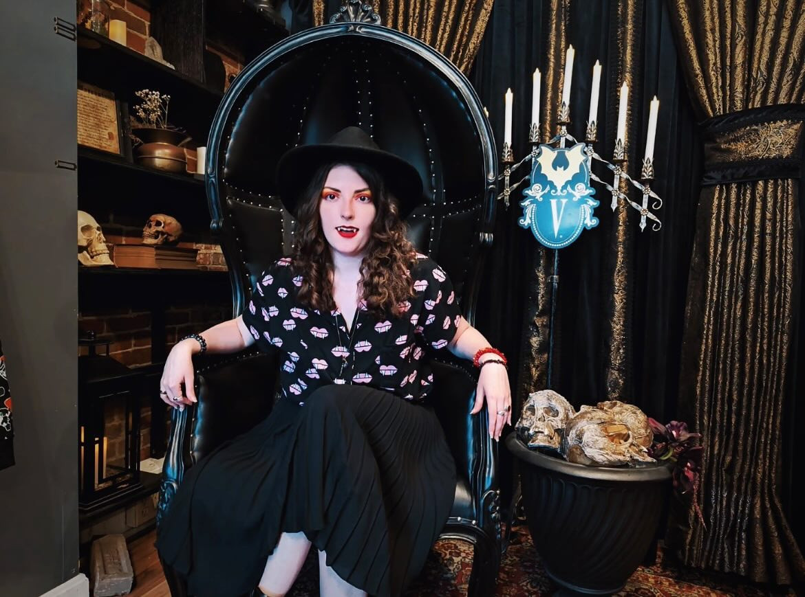 'Ma cà rồng đời thực' tiết lộ việc sống bằng cách hút năng lượng người khác