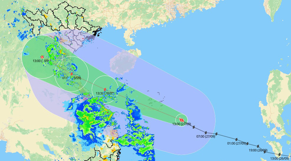 Bão Bualoi giật cấp 15 tối mai vào Nghệ An-Quảng Trị, miền Trung mưa trắng trời