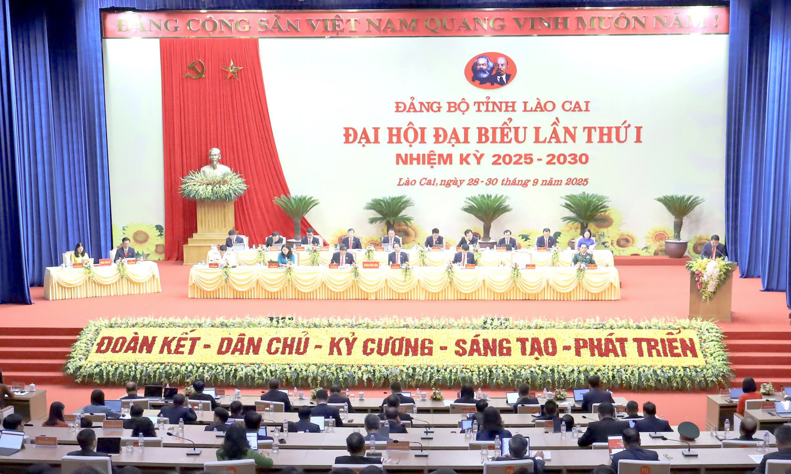 Khai mạc phiên trù bị Đại hội Đảng bộ tỉnh Lào Cai