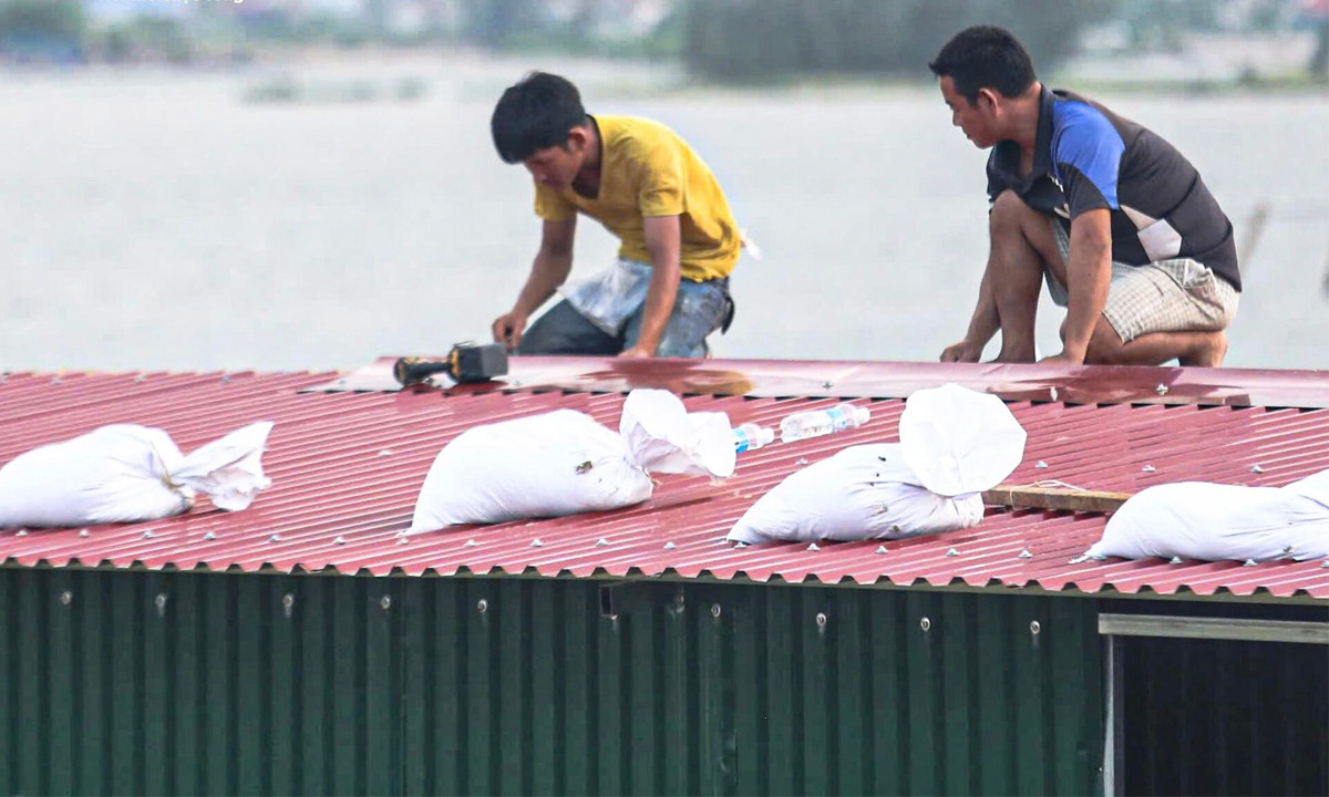 Lập ban chỉ đạo tiền phương tại các tỉnh có tâm bão Bualoi đi qua