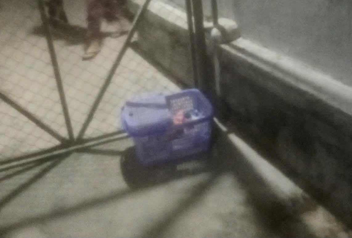 Bé gái sơ sinh bị bỏ rơi trong miếu ở Khánh Hòa